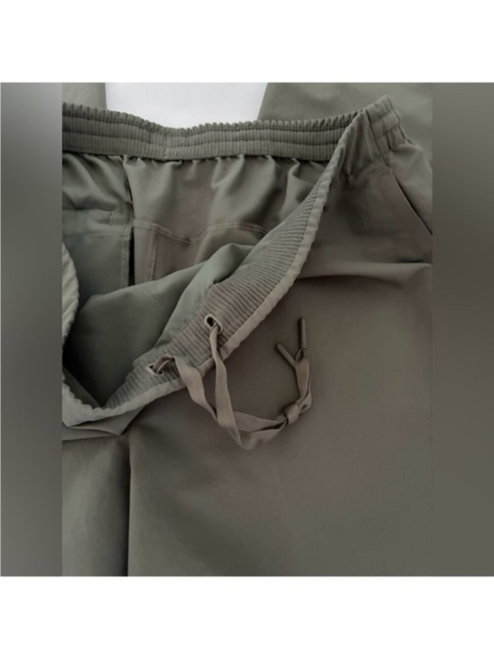 Lululemon Men's Pants New Venture Trousers Pique Fabric Carob Brown size XL - Picture 4 of 12